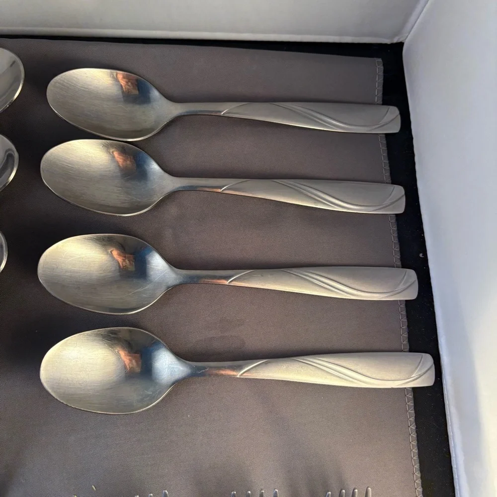 Cambridge Stainless MERCADO‎ SAND Flatware Set Of 19 *Missing 1 Dinner Fork*